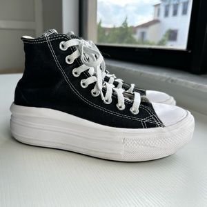Converse Chuck Taylor All Star Move High-Top Sneaker - Women's size 6
